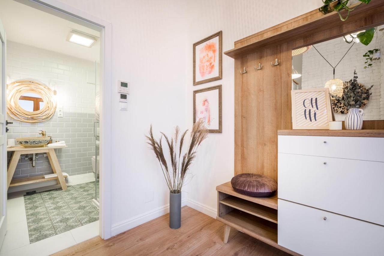 Roomli Boho Chic Apartments Boedapest Buitenkant foto